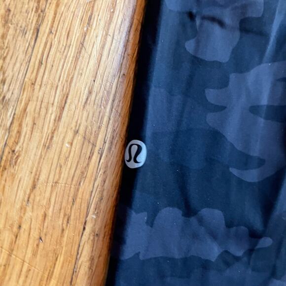 Lululemon Leggings Womens 4 Fast Free Crop II Cut Off Camo Multi Grey - Picture 2 of 8